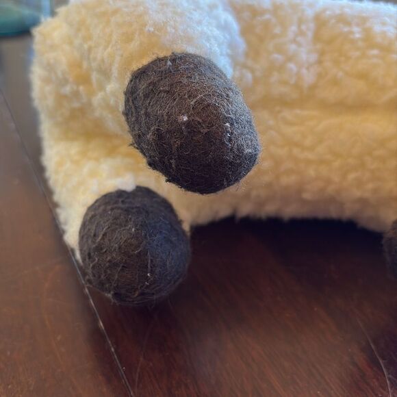 Vintage stuffed sheep with bell - Picture 3 of 6